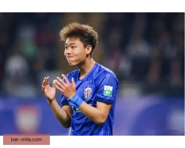 上海申花小将金顺凯在热身赛中不幸骨折 伤势严重需休养